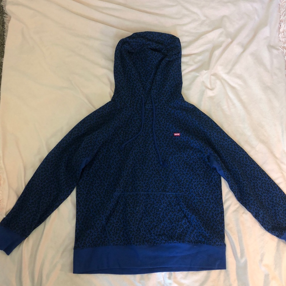 Levi’s cheetah print hooded sweatshirt
